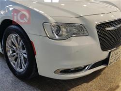 کرایسلەر 300